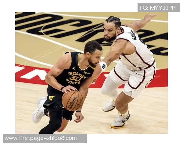 勇士与火箭在NBA夏季联赛中展开激烈对决新星球员表现引人瞩目